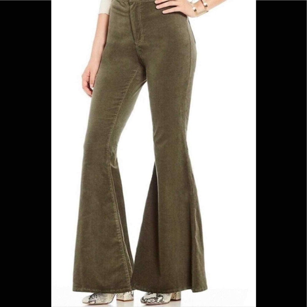 Chelsea & Violet olive flare bottom corduroy jeans Women's Size 25